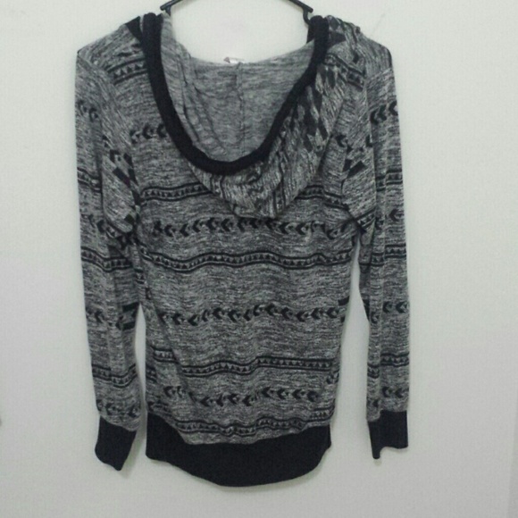 Sweatshirt - Picture 2 of 2